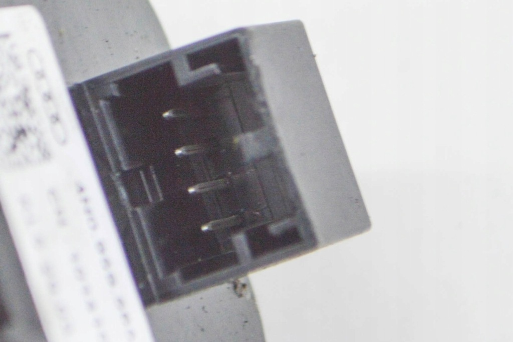 фото №6, Audi q8 перемикач регулювання дзеркало 4n0959565 3.0 hybrid 210kw 2021