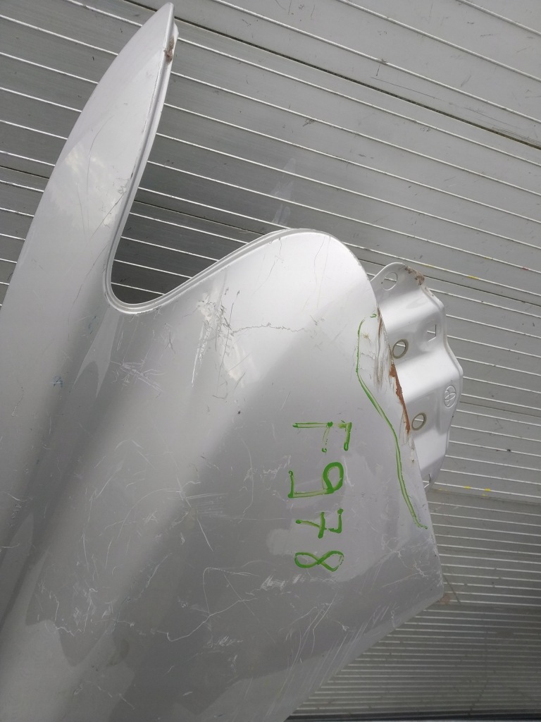 A648/f978 правый  крыло  toyota lexus rx400h 2011 2012 Цена