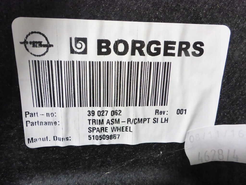 Обшивка багажника лівий правий astra v k hb 15- Недорого