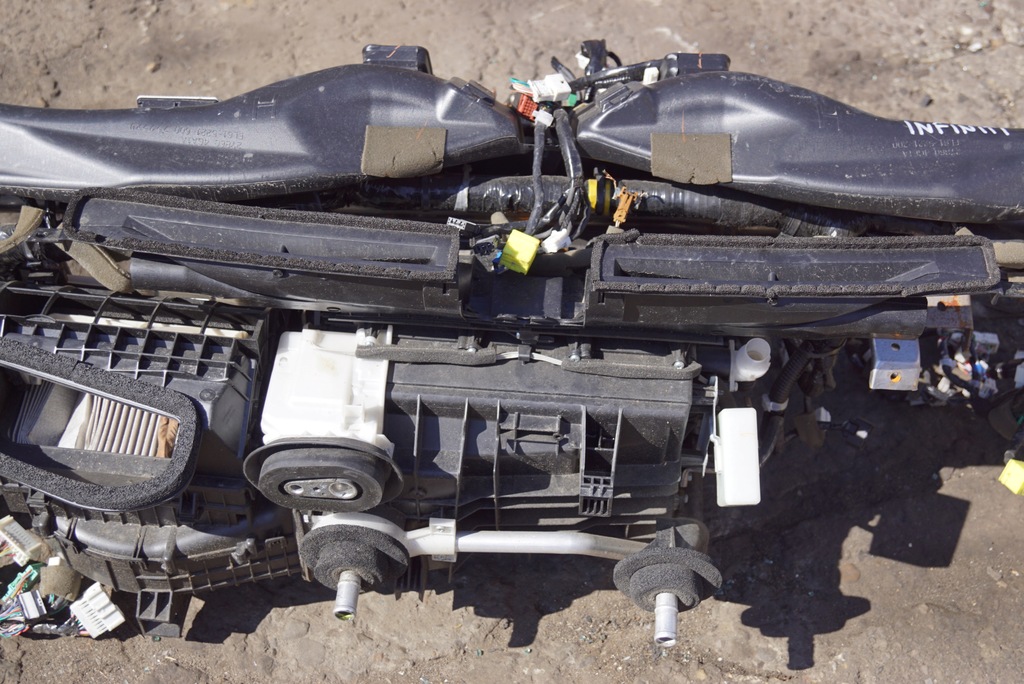 фото №5, Infiniti q50 консоль отопитель каркас труба