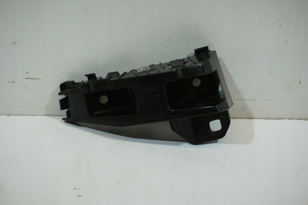 Купити Tesla model 3 лівий напрямна w бампер задня 1755342-00-e