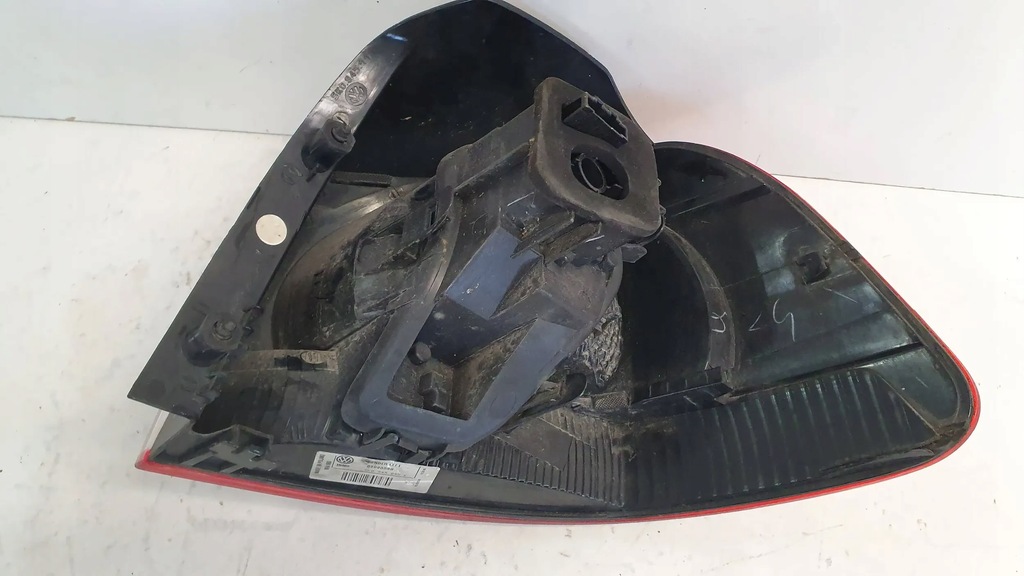 фото №6, Лампа задня ліва 5k0945095e vw golf vi 08-