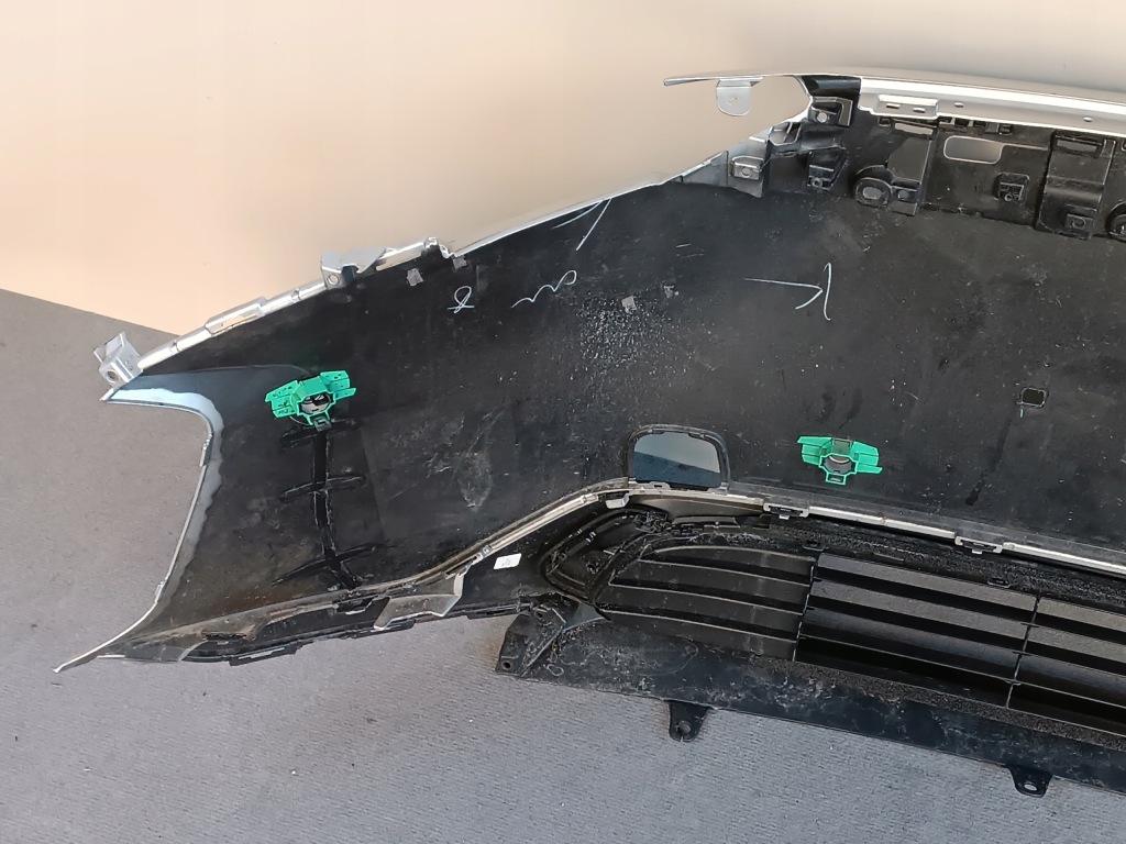 фото №13, Toyota bz4x bz 4x бампер перед передний