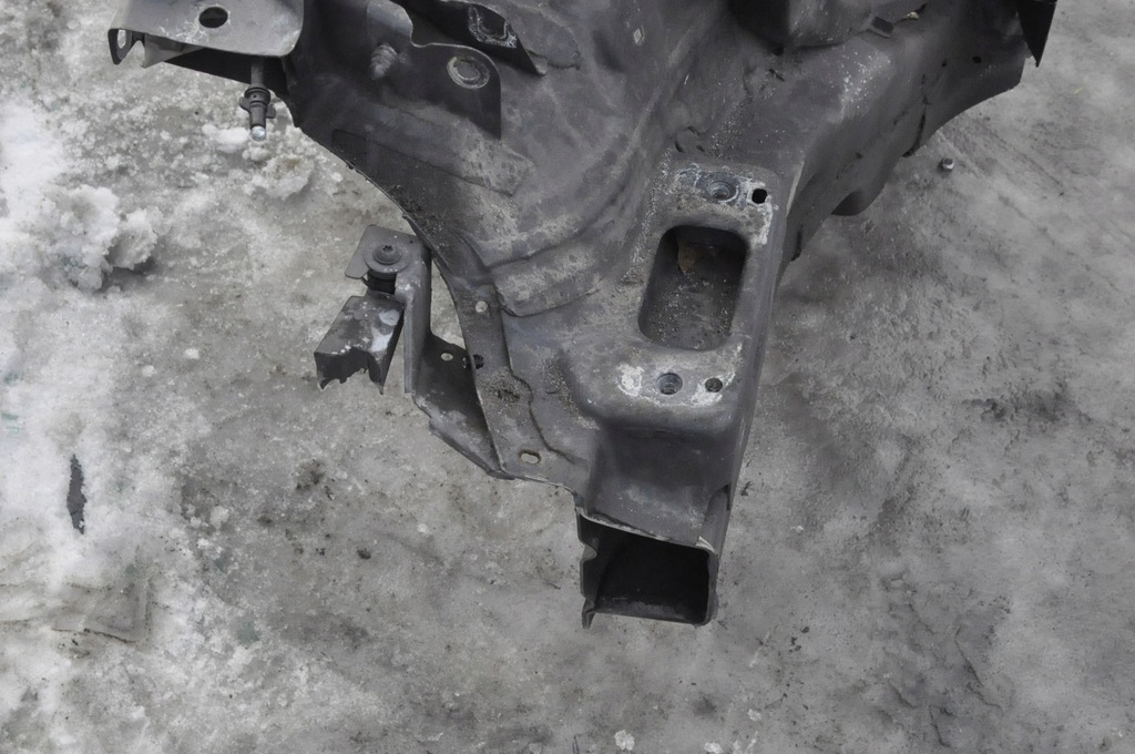 фото №7, Volkswagen golf vii блок двигателя порог правый hb 5d la7n