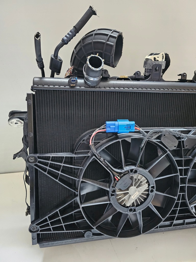 фото №8, Pas передний радиатор интеркулер комплект ferrari roma f169 000336011