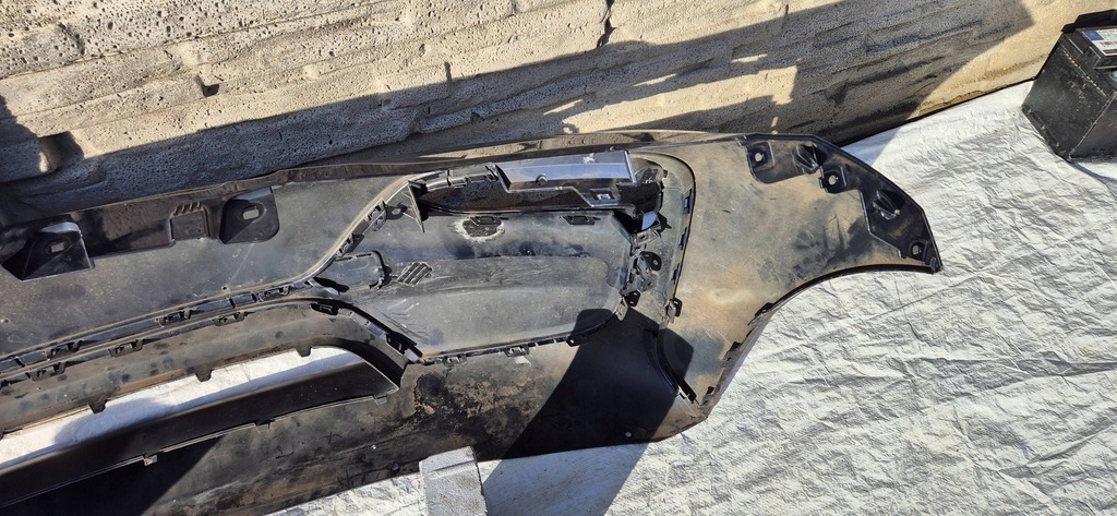 фото №13, Bmw i3 i01 lift lci 17-21 бампер перед bez отворів org