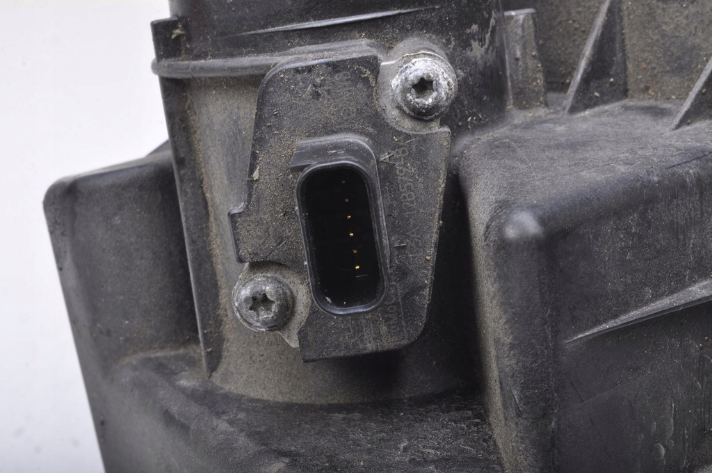 фото №7, Ford fiesta mk7 корпус фильтра воздуха