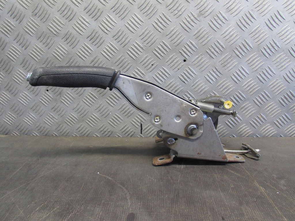 фото №1, Рычаг ручного peugeot 407 04-11r