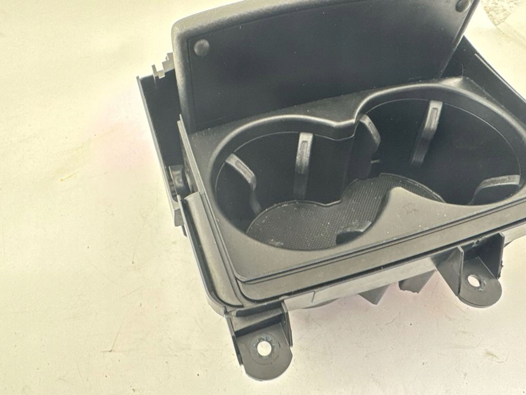 фото №9, Audi a6 s6 c7 4g 2016 передний кронштейн na кружка туннель среднего