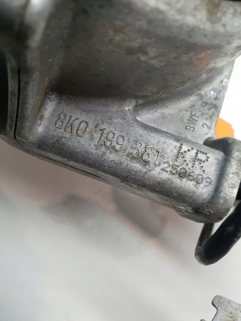 фото №5, Audi a4 b8 8k підвіска кронштейн подушка двигуна з датчиком 8k0199381kr