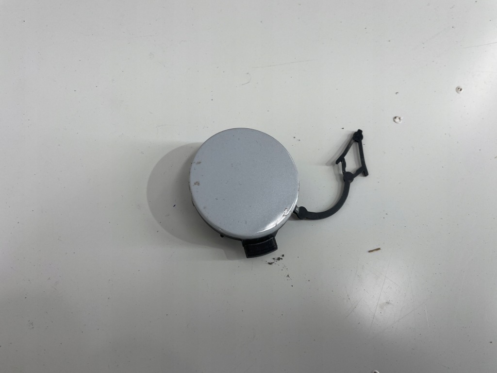 фото №1, Volkswagen оригинальный номер 5g0807241d заглушка бампера