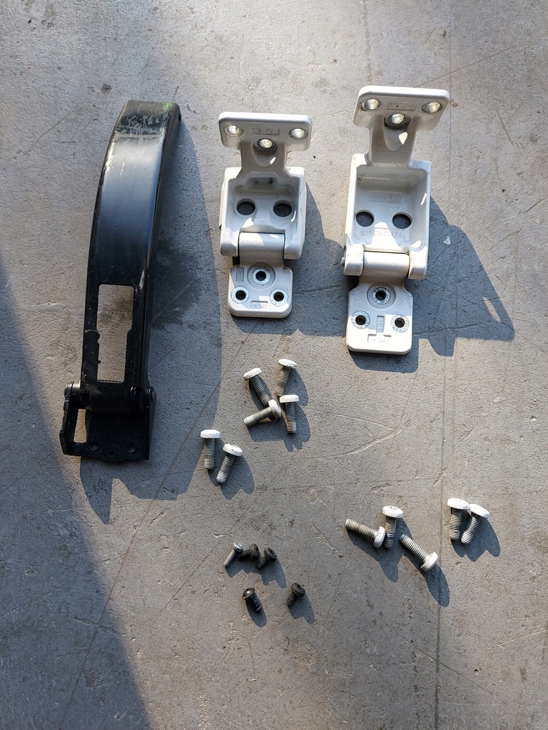 фото №1, Петля петли дверь левый задняя sprinter 906 комплект a9067400437 a9067400637