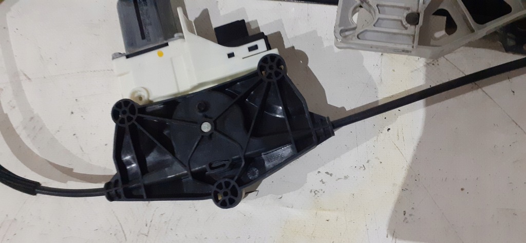 фото №9, Audi a4 b8 підйомник скло лівий задня