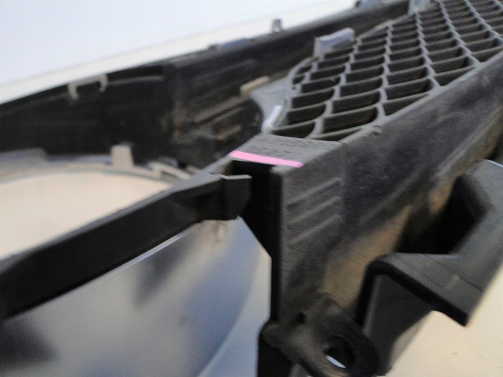 фото №10, Mercedes-benz оригінальний номер a2058880523 решітка радіатора решітка радіатора камера