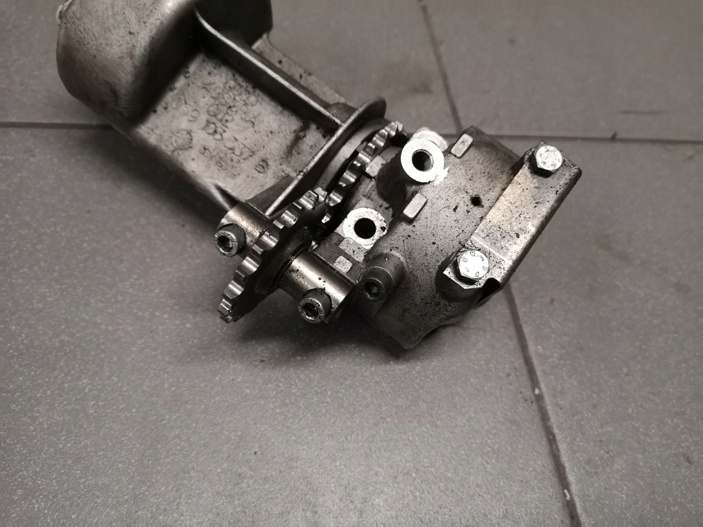 фото №4, Насос масла audi a6 c5 2.5 tdi 059103337b