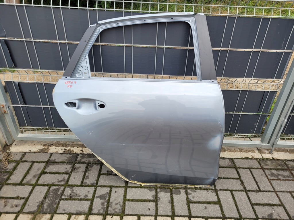 фото №1, Kia ceed iii хэтчбек - дверь правый задняя