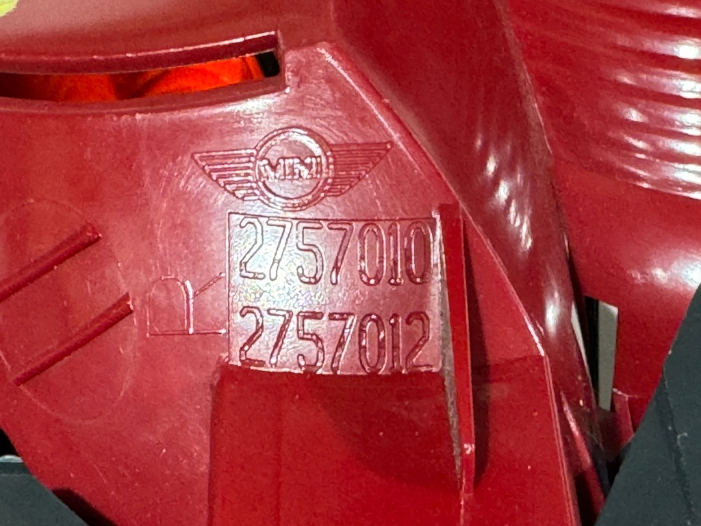 фото №8, Mini cooper r56 лампа правий задня оригінал