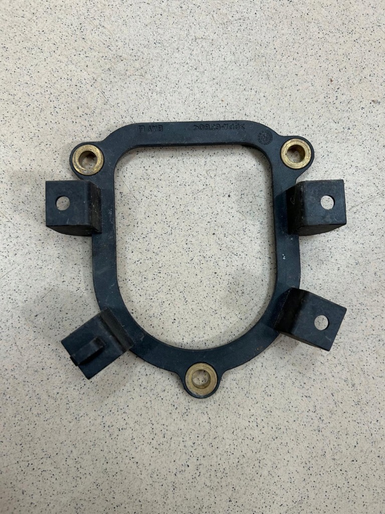 фото №1, Рамка электропроводка na ścianę перегородочная jeep wrangler jl