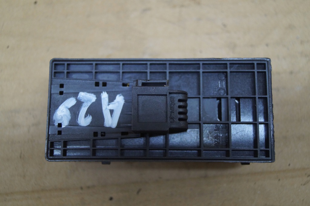 фото №7, Перемикач вікон audi a5 8t cabrio 8f0959851a