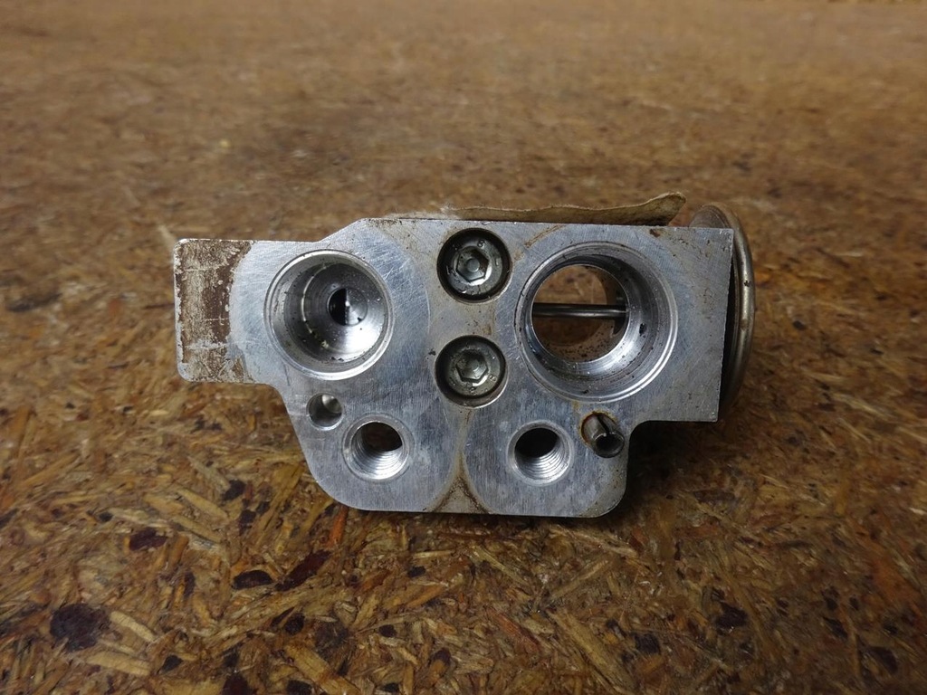 фото №11, Audi a3 8p tt 8j 1.4 tsi tfsi клапан расширительный кондиционера 1k0820679