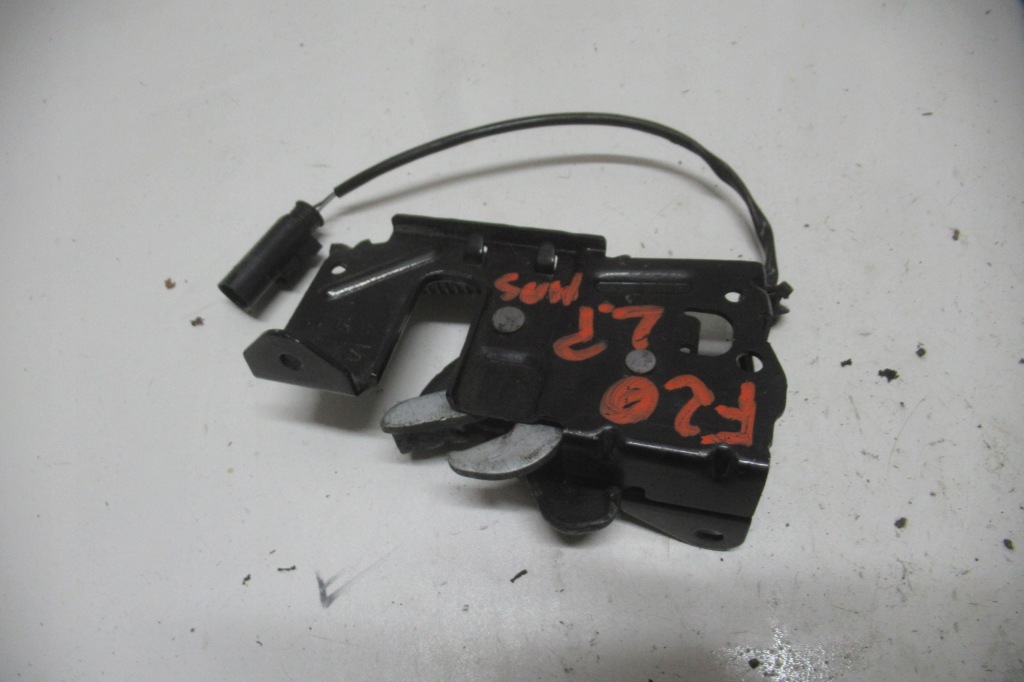 Купить Bmw f20 11r 2.0 d замок капот левый