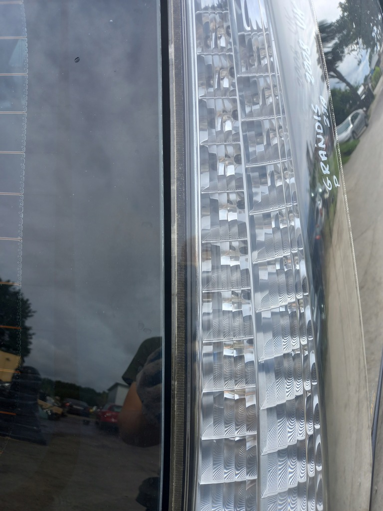 фото №9, Mitsubishi grandis лампа правый задняя правая задняя