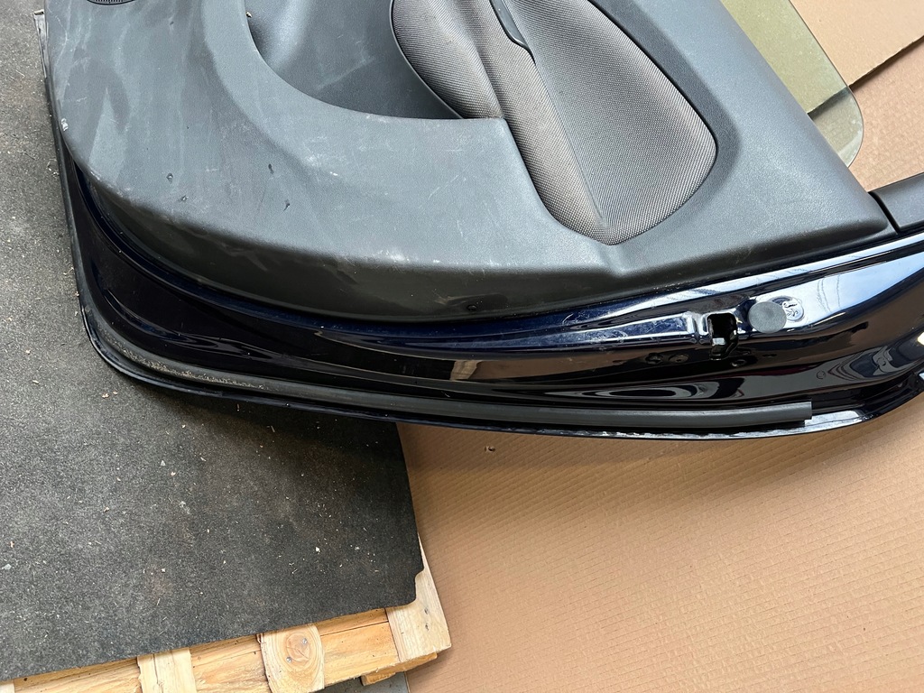 фото №14, Двері задні праве правий задня citroen c3 picasso lift код лакофарбового покриття: ekud