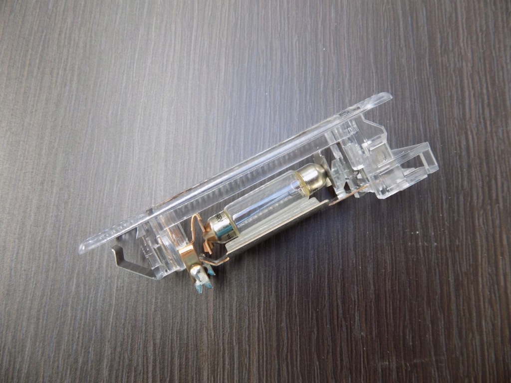 фото №4, 7l6947101a лампа освітлення салону vw passat