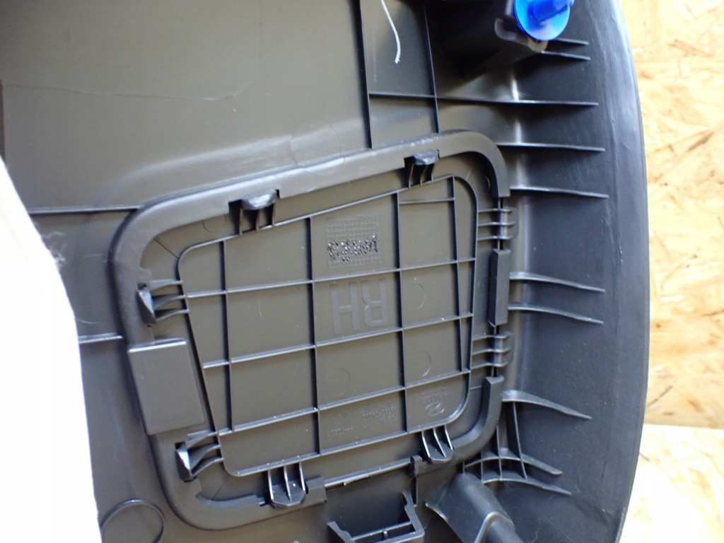 фото №11, Обивка защита крышки багажника hyundai i30 iii europa 81750-g4000