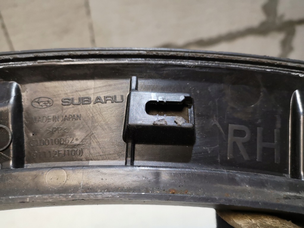 фото №8, Молдинг крила правий перед subaru xv