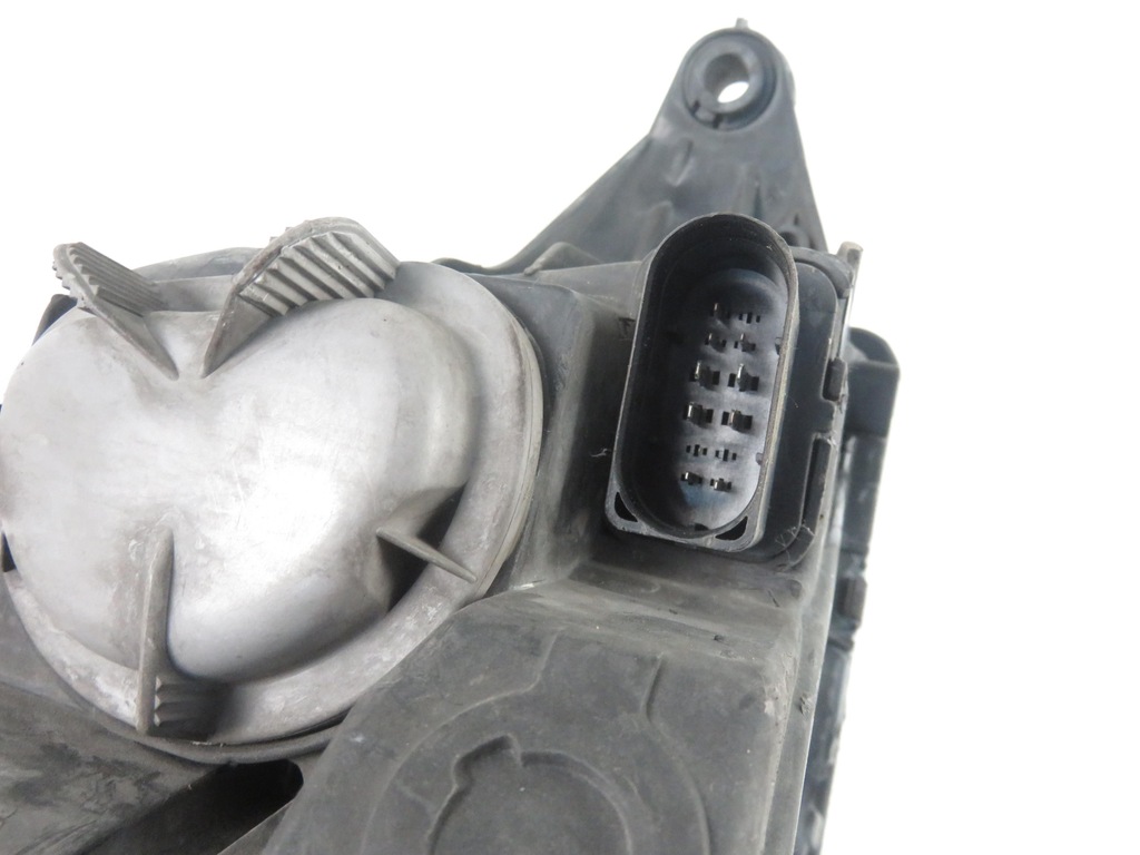 фото №6, Лампа левая передняя audi tt 8n3