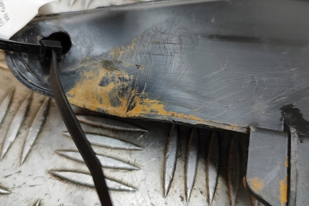 фото №7, Porsche 911 992 gt3 передній правий підкрилок air guide 9gt805640 2024 25324400