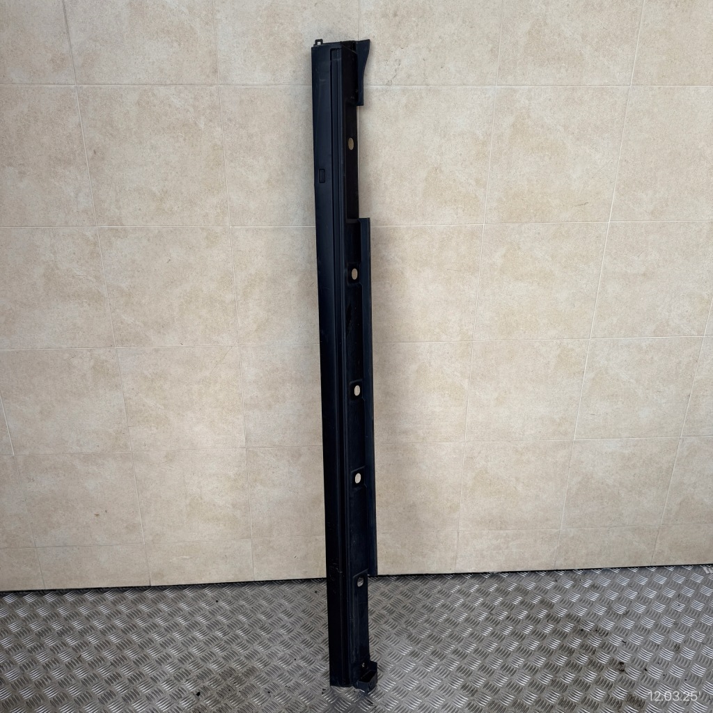 Купить Молдинг порог левая порог lexus ux 75860-76030