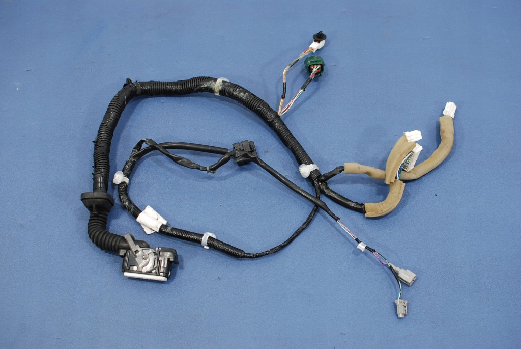 фото №1, Nissan juke жгут дверь левый перед 241251ka1c