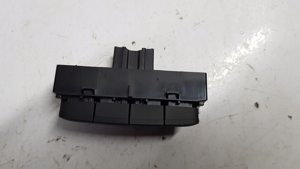 фото №2, Панель переключатель pdc opel astra k