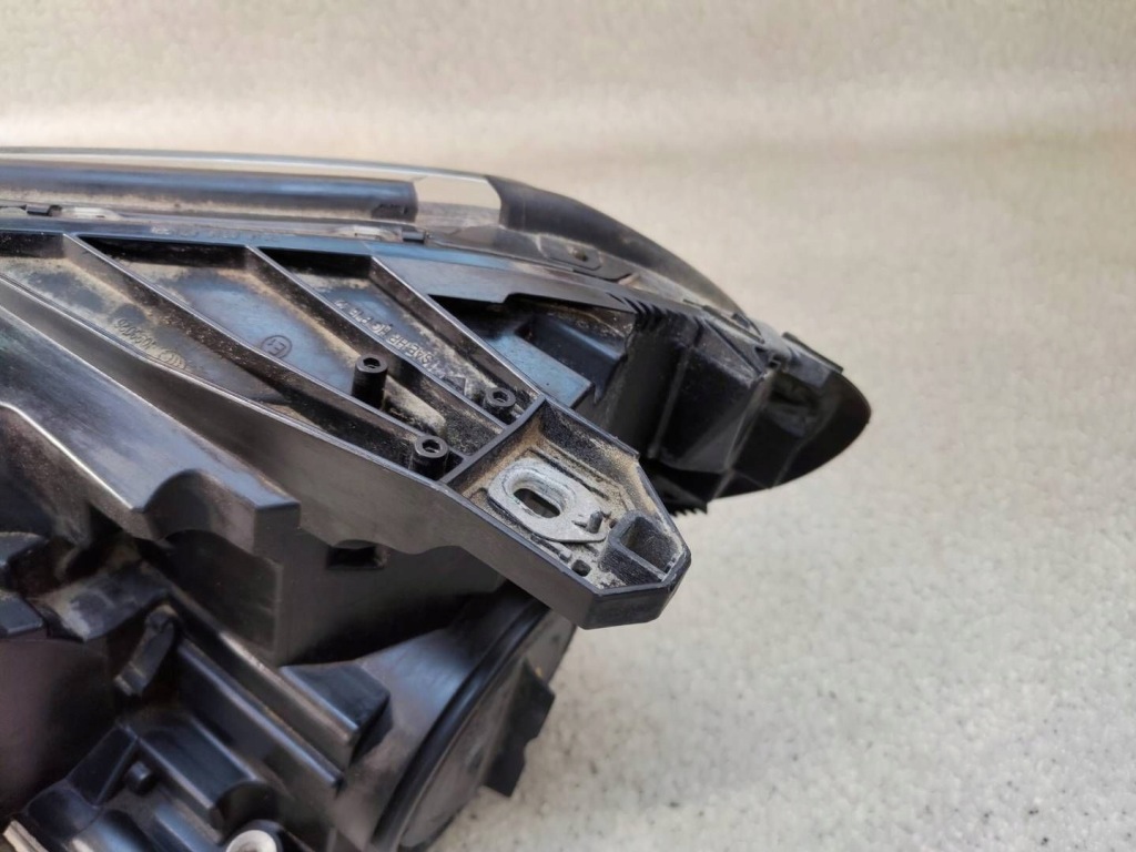 фото №7, Лампа права правий перед bi-xenon a2468207461 mercedes w246 b-klasa