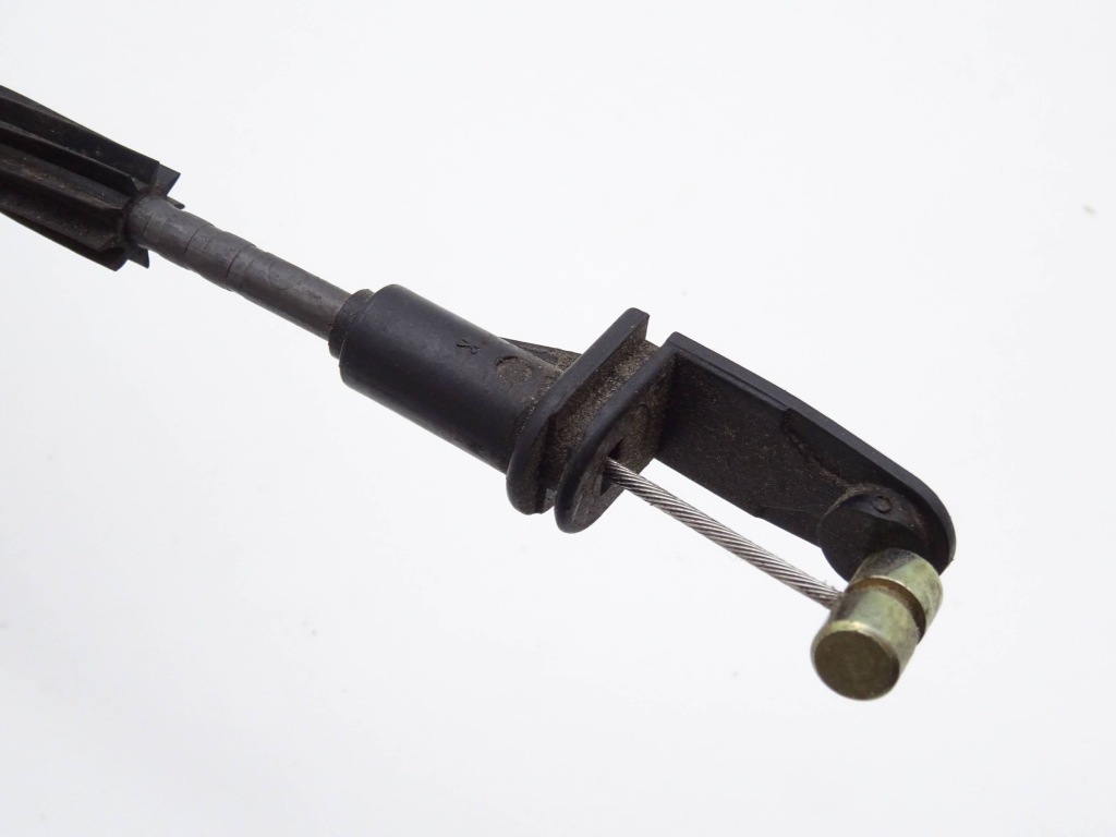 Трос тягa замка двері правий задній ford maverick e11078b01 nr272 Недорого