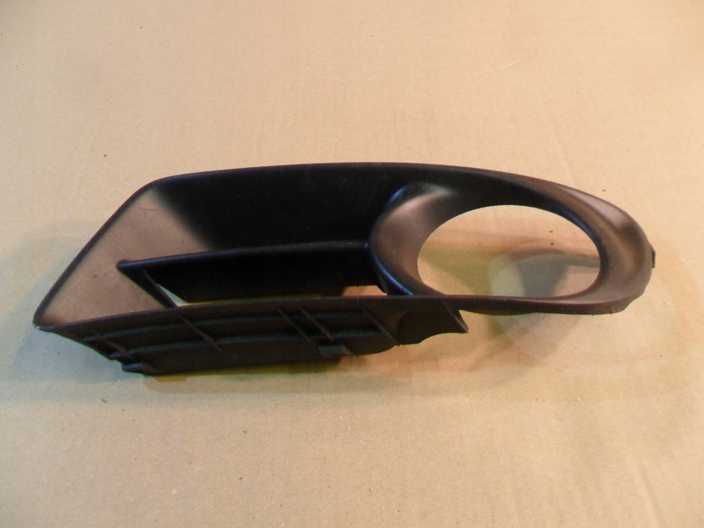 фото №7, Решітка радіатора решітка w бампер toyota corolla e12 hb 04-