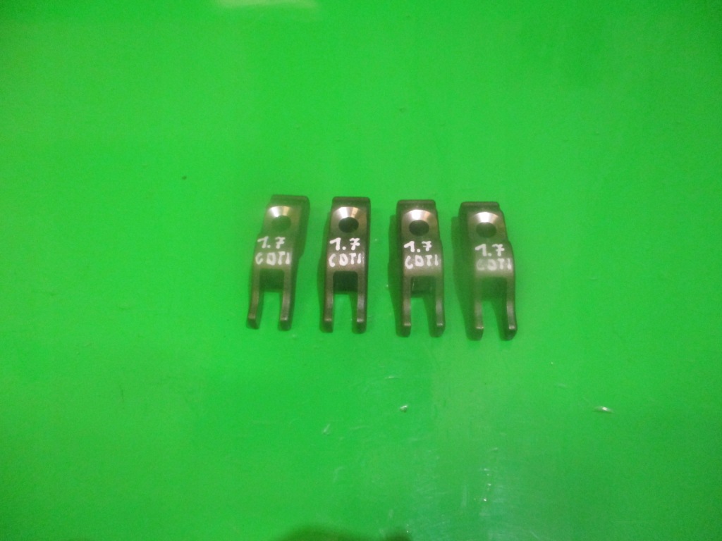 Купити Підніжка вприску 1.7cdti a17dtr opel astra j zafira