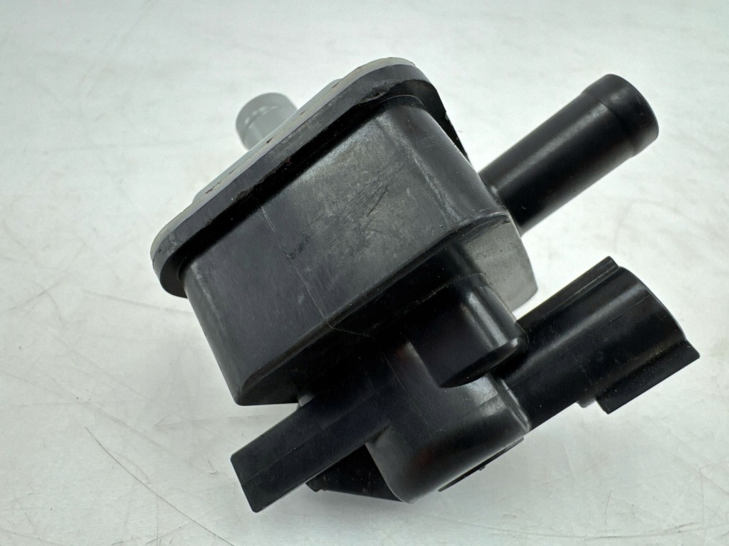 Toyota yaris cross 2023 з передній клапан вакууму / електроклапан турбіни Зі Шроту