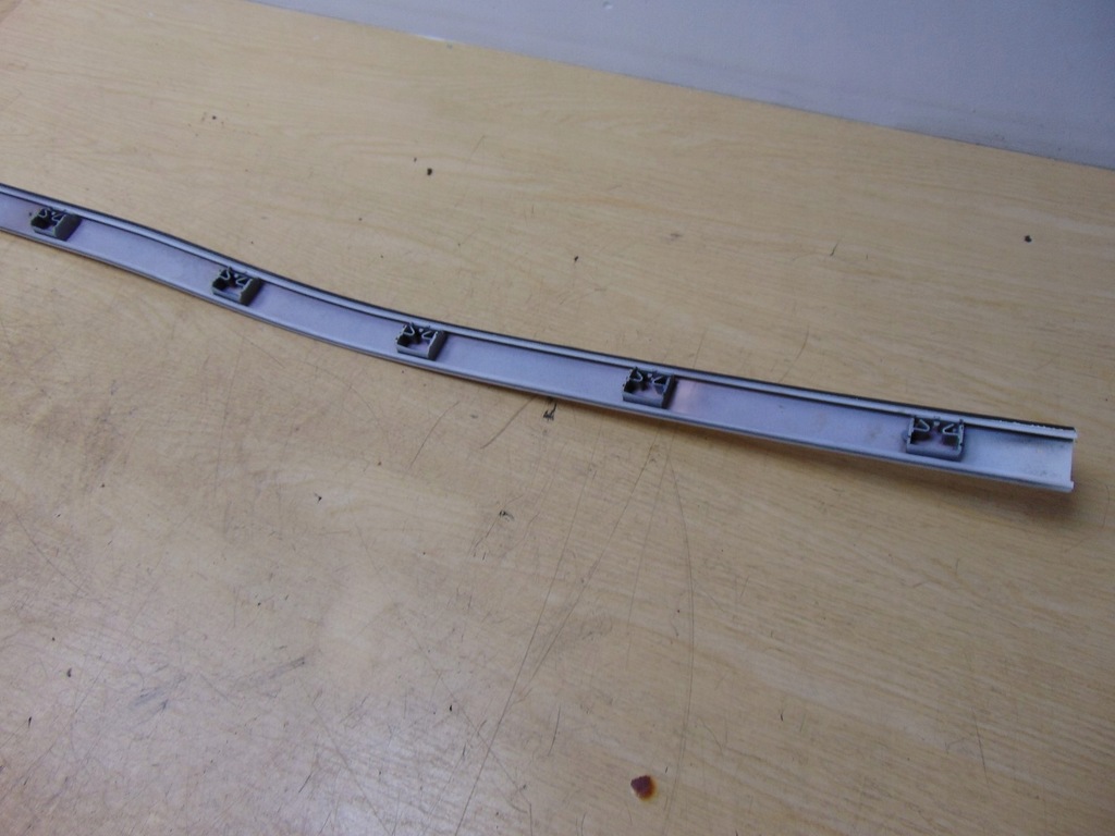 фото №8, Молдинг дахова ліва peugeot 2008 білий ewp