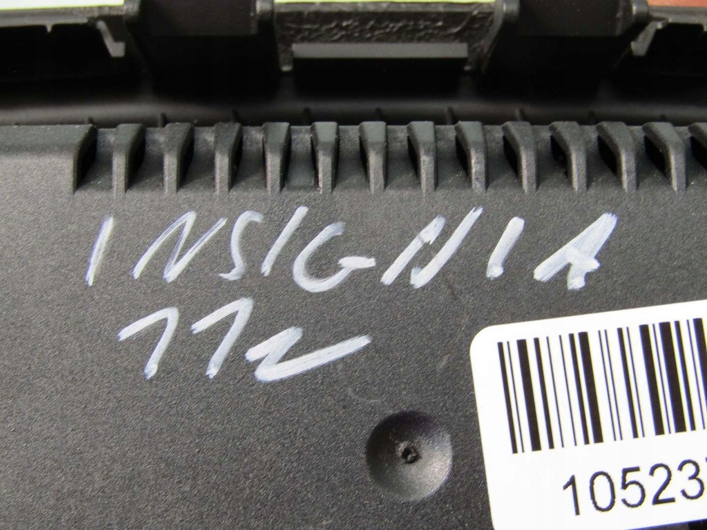 фото №10, Insignia 11r екран дисплей радіо рамка середня решітка 12844841g