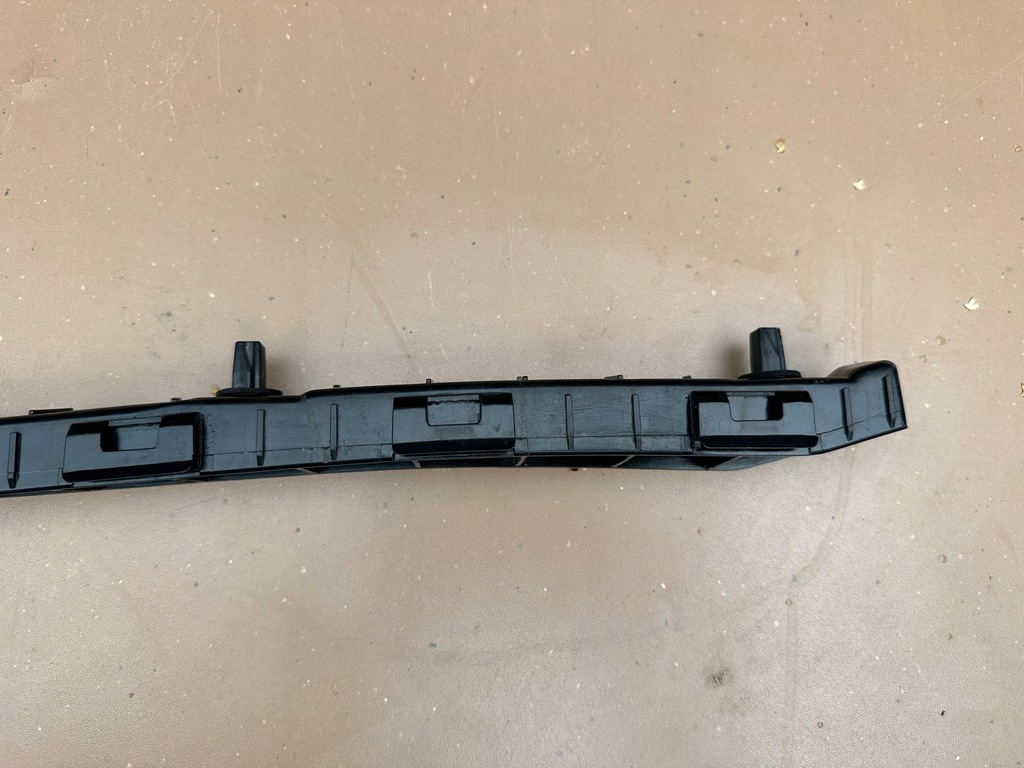 фото №7, Hyundai ix35 09-15r напрямна бампера правий задня