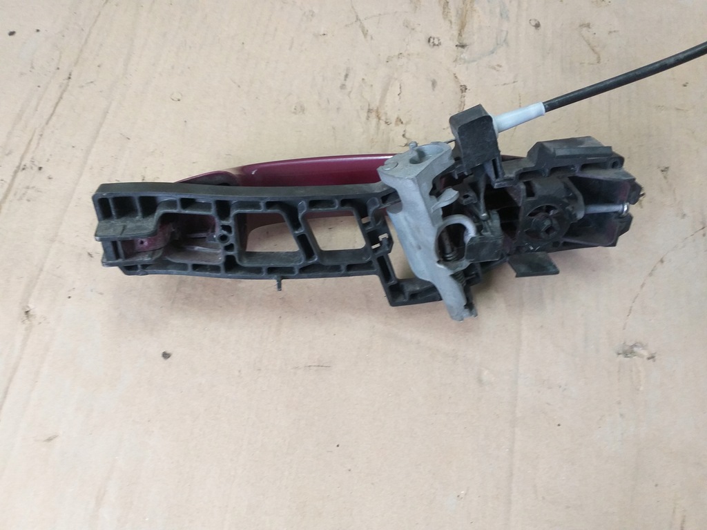 фото №4, Ford fiesta mk7 ручка правый перед