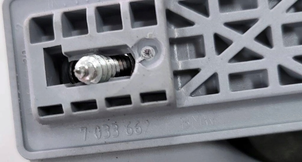 фото №6, Bmw 1 e81 e87 ручка стельовий задня 7033662 7033661