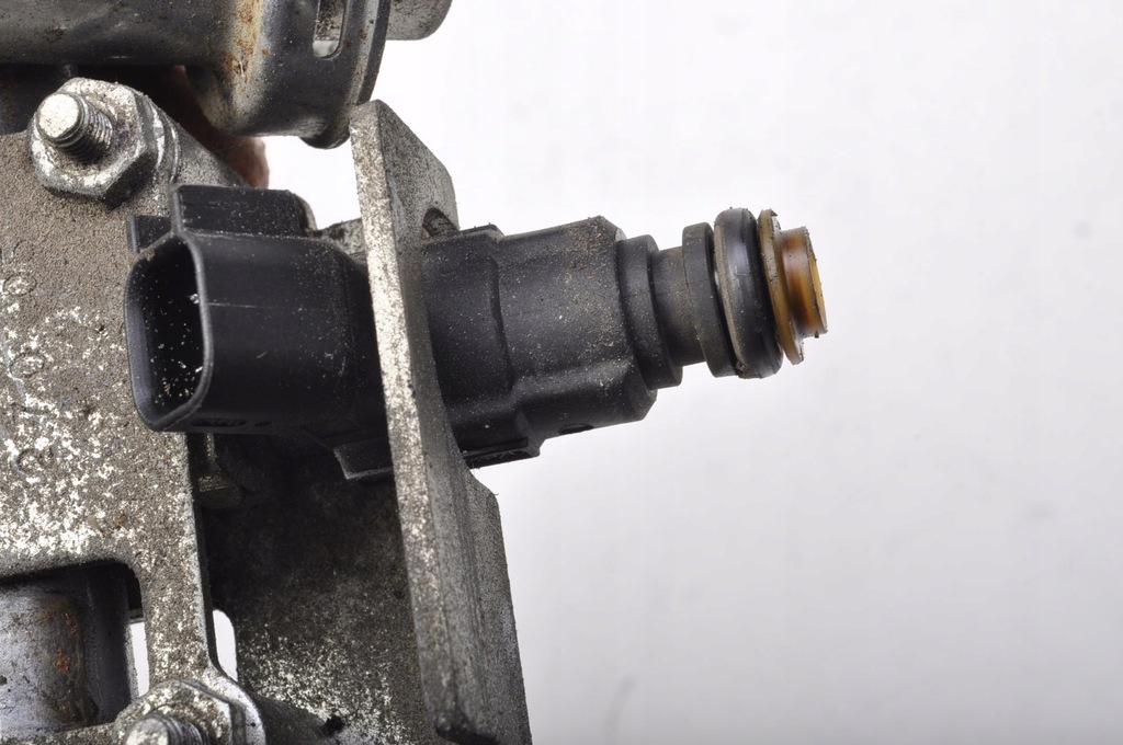 фото №3, Mini r50 r53 1.6 молдинг упорскування 0280155991