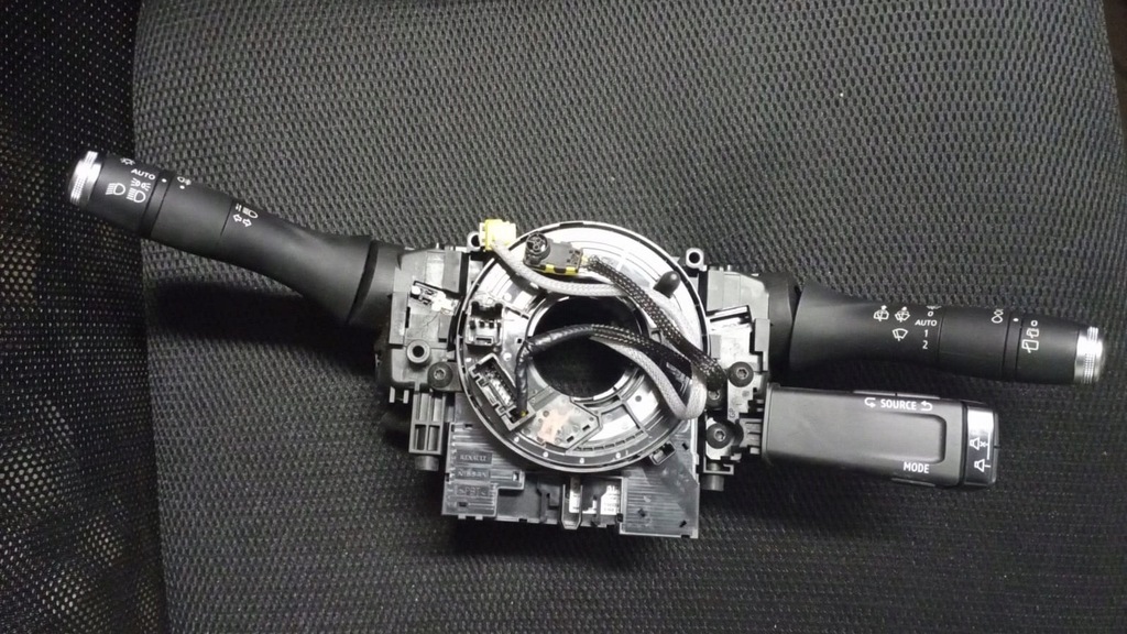 фото №9, Переключатель комбинированный лента captur ii clio v 255675601r 255545405r