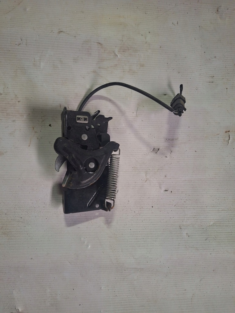 фото №1, Bmw f20 замок капот лівий