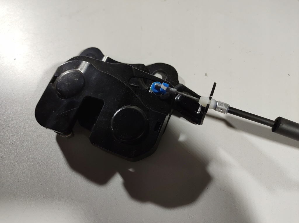 фото №8, Infiniti q50 2.2d 13- замок сиденье задняя левый