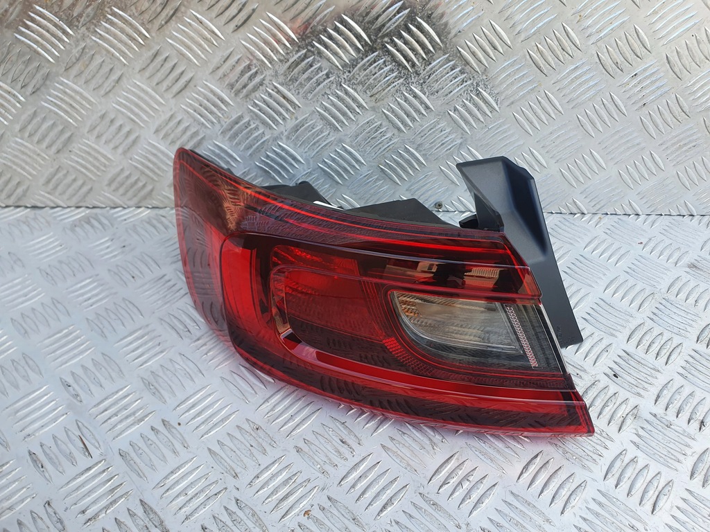 фото №1, Лампа лівий задня renault arkana 21-